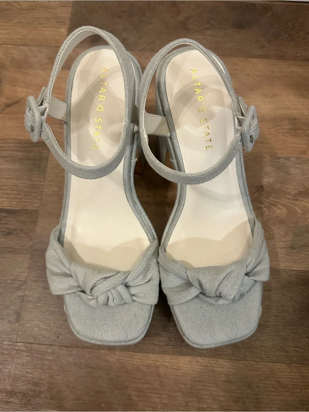 Altar'd State Light Blue Daisy Platform Sandals